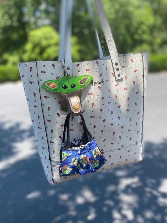 Baby green alien ear/ hat/ sunglasses holder