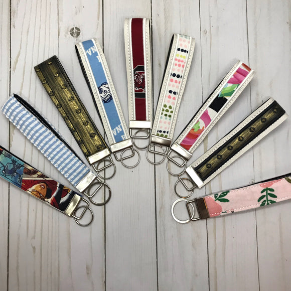 Wristlet key fobs